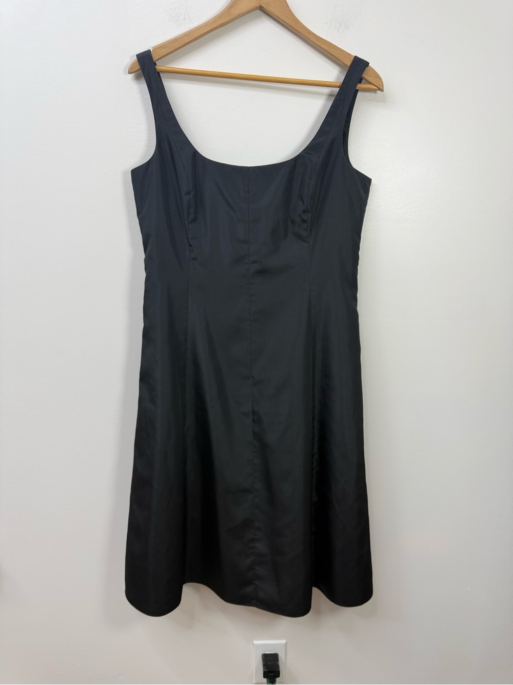 Papell Boutique Evening silky-feel Black Sleeveless Midi Dress size 12 - Picture 2 of 6